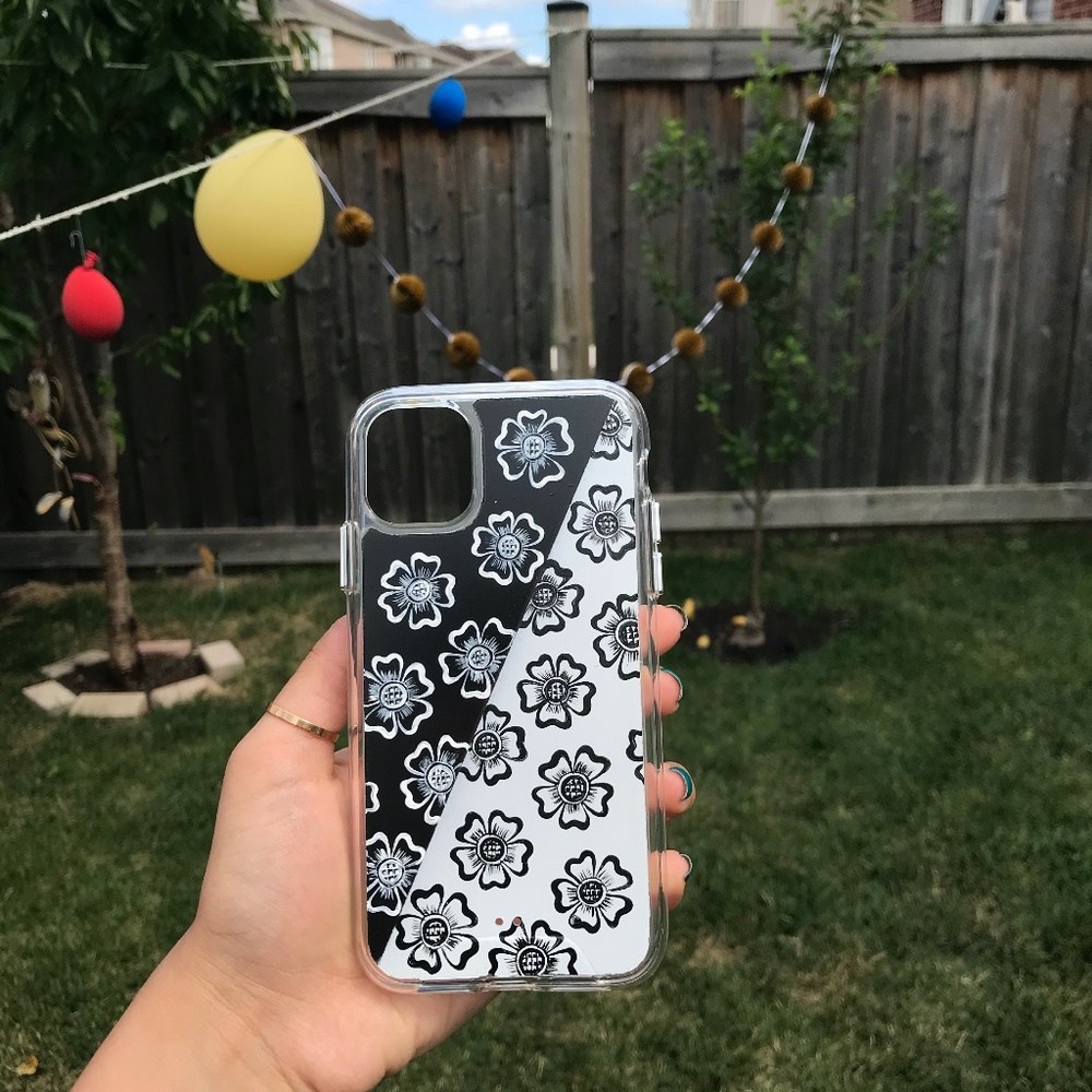 Handmade Zentangle Phone Case - Picture 3 of 3